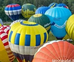 Užsisakykite skrydį oro balionu iš anksto šiai vasarai - puikią pramogą siūlo Hotairbaloon.lt